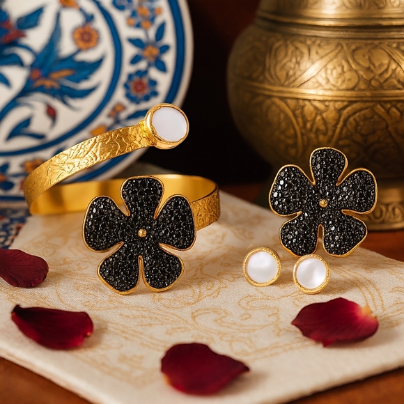 🆕️Turkish Artisanal Black Flower Set 18K Gold Plated Brass Statement Jewelry - Picture 1 of 15